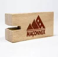 Outil de maçonnerie en bois